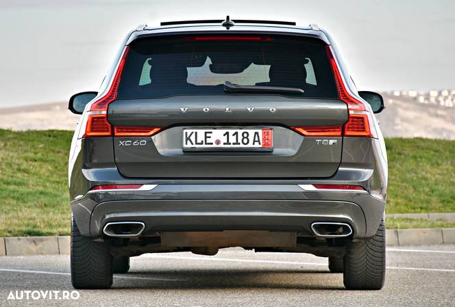 Volvo XC 60 T8 Twin Engine AWD Geartronic Inscription - 11