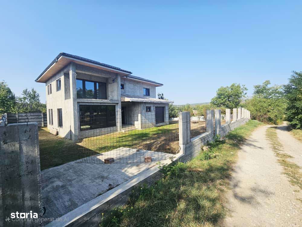 Vilă luminoasă, 4 camere, cu teren generos – Com. Plopu - Imagine principală: 3/18