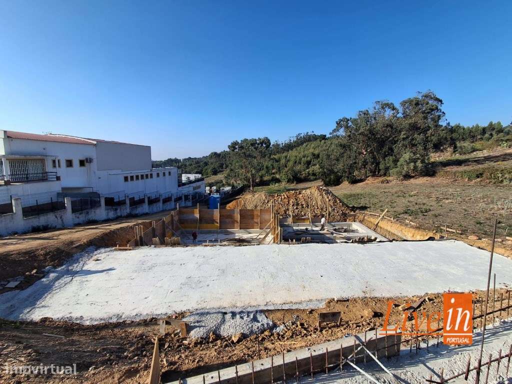 Moradia T3 Em Construção na Igreja Nova - Grande imagem: 5/34