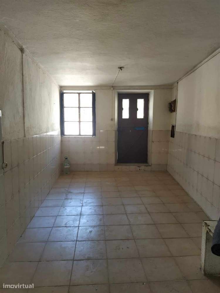 Moradia em Banda T4 DUPLEX Venda em Benquerenças,Castelo Branco - Grande imagem: 2/26