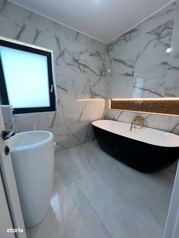 Casa de lux in Bucium - Visani, 6 camere 250 000 euro-11