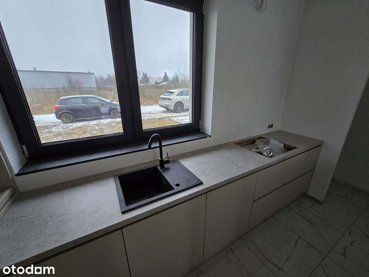 NOWY DOM WOLNOSTOJĄCY, WYKOŃCZONY-3