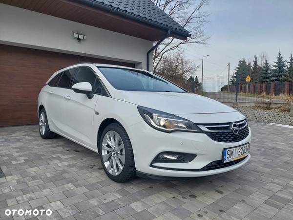 Opel Astra 1.6 D Start/Stop Sports Tourer Innovation - 2