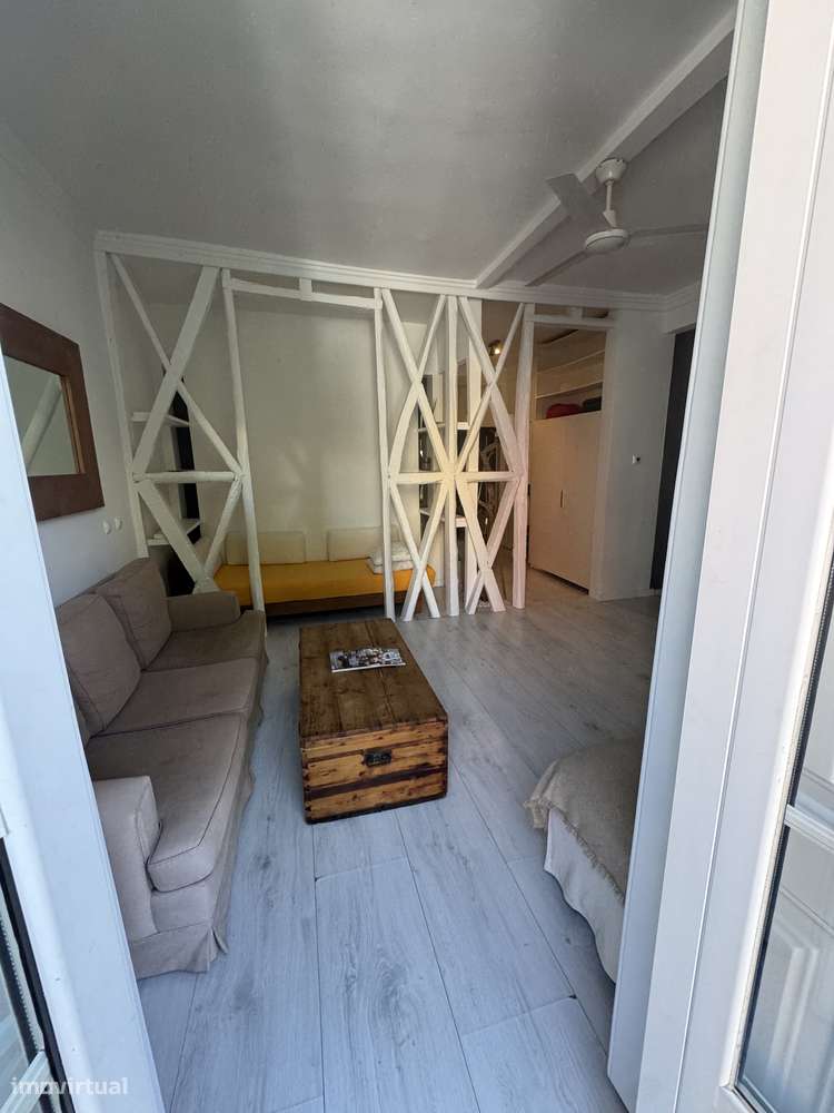 T2 em Campo de Ourique mobilado com jardim e anexo de 20m2 - Grande imagem: 4/23