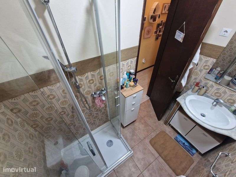 Arrendamento moradia bi familiar - Grande imagem: 4/6