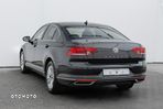 Volkswagen Passat 2.0 TDI Elegance DSG - 5