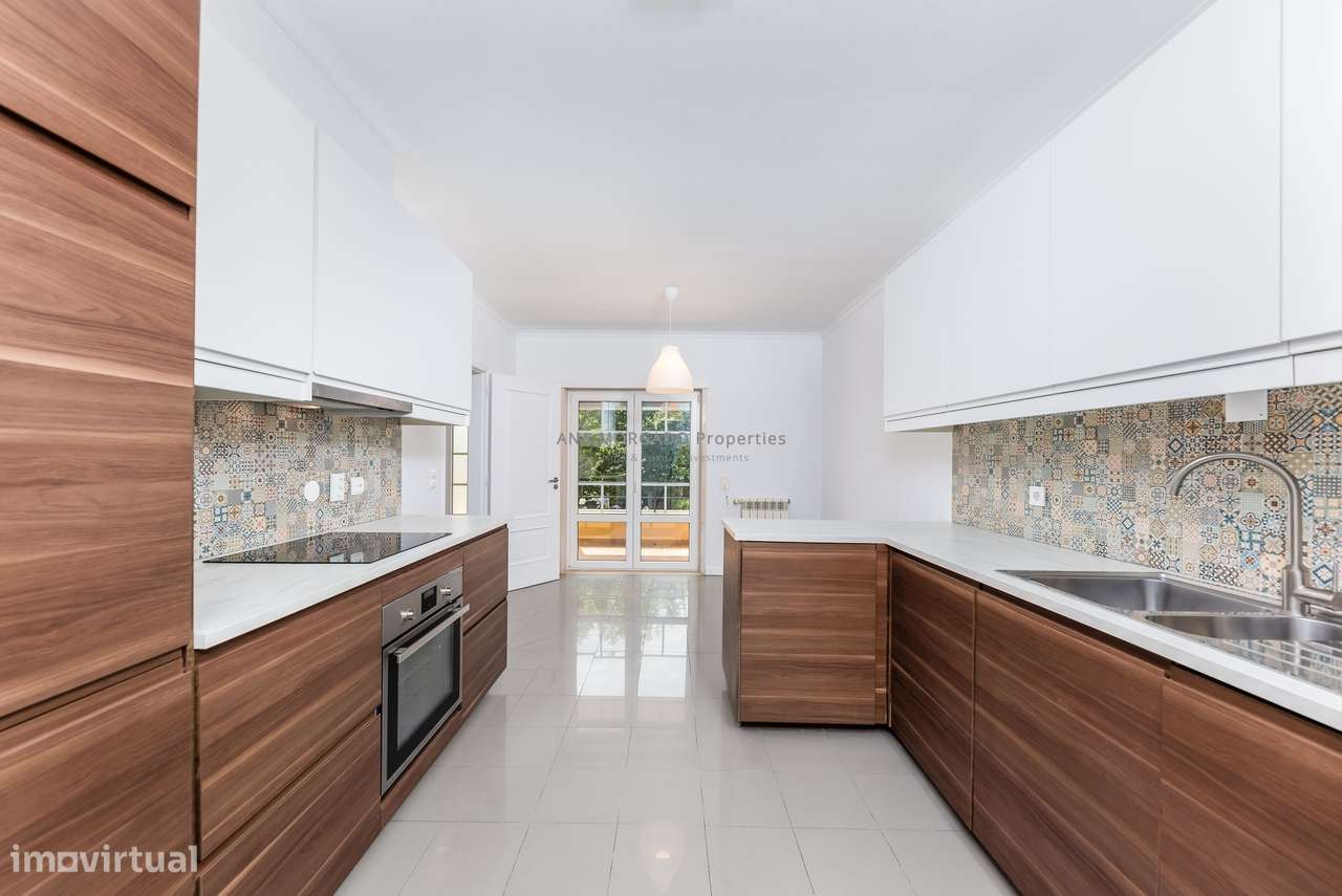 PARA INVESTIDORES - Apartamento T3+1 Renovado na Quinta da Beloura-14