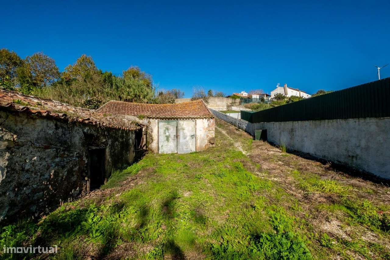 Edificações urbanas com 193m2 na Cadriceira/ Turcifal/ junto ao Campo - Grande imagem: 5/21