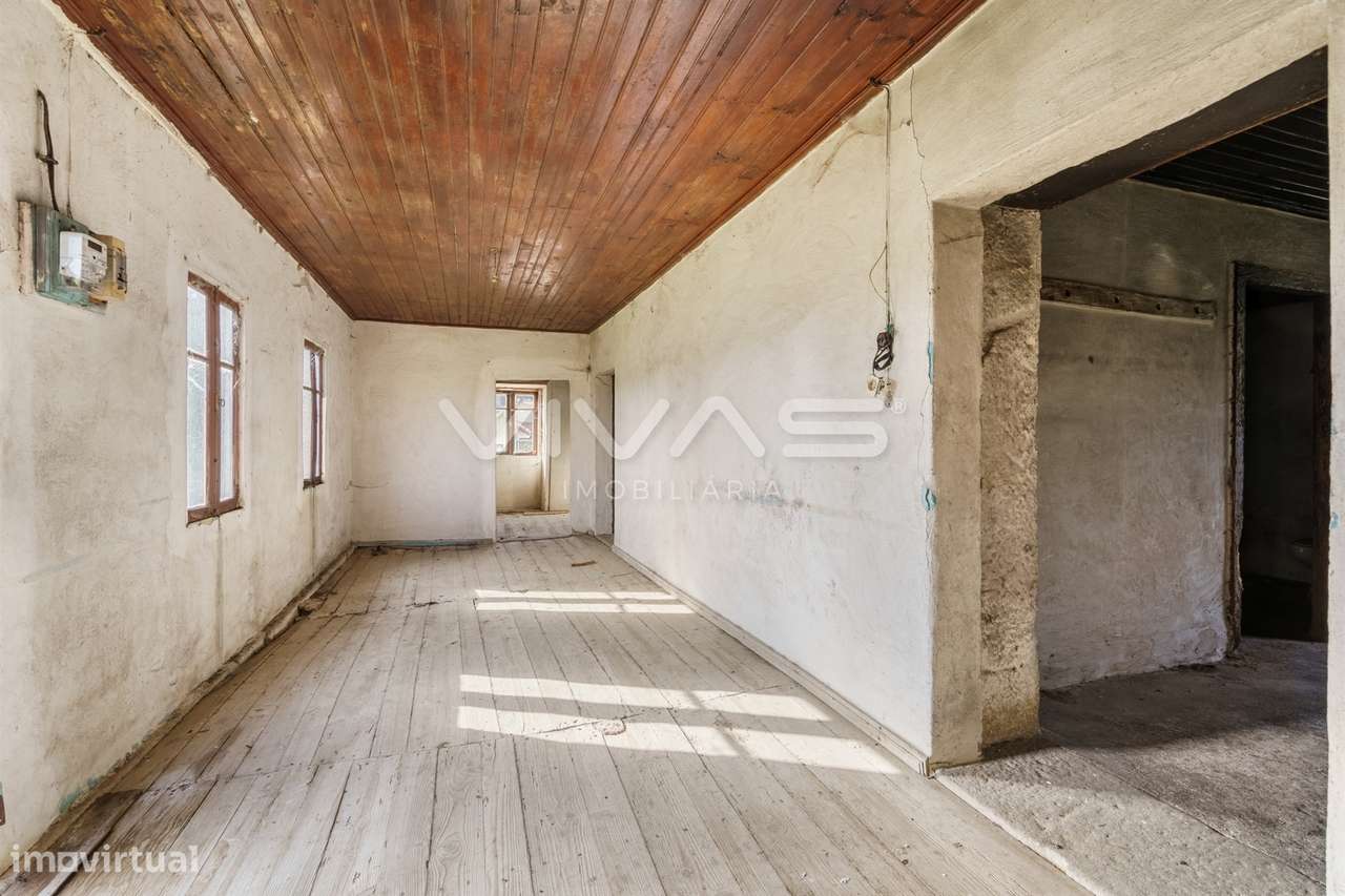 Moradia para Restaurar T0 Venda em Freiriz,Vila Verde-4