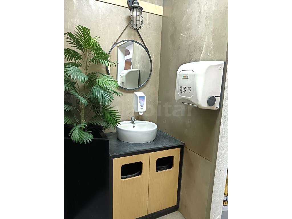 TRESPASSE DE RESTAURANTE /CERVEJARIA, NO BISCAINHO, EM CORUCHE - Grande imagem: 5/21