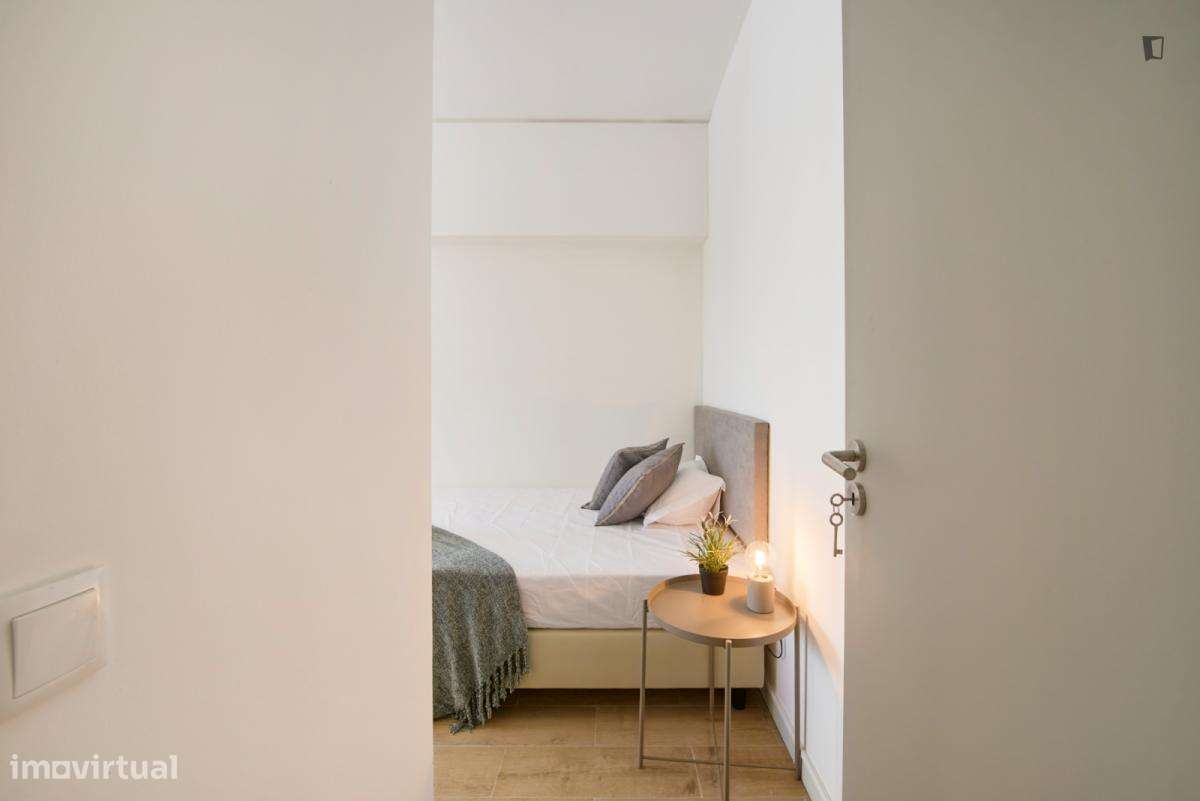 Quarto - localizado em Arroios Lisbon - Grande imagem: 3/31