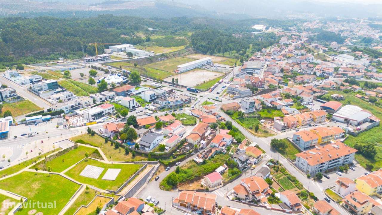 Terreno de 800 m² com Projeto Aprovado | Moradia T3 Contemporânea | Sã-34