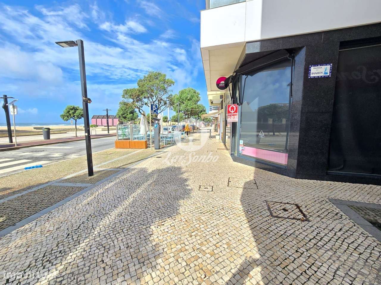 Loja nova com 114 m2 na Av. dos Banhos na Póvoa de Varzim - Grande imagem: 2/21
