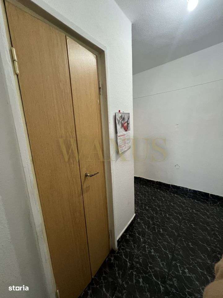 Apartament cu 4 camere zona Lama-13