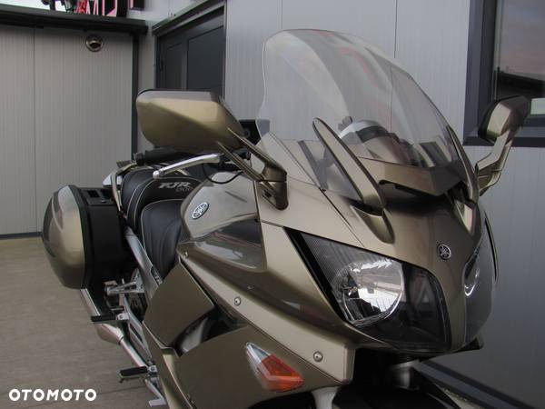 Yamaha FJR - 4