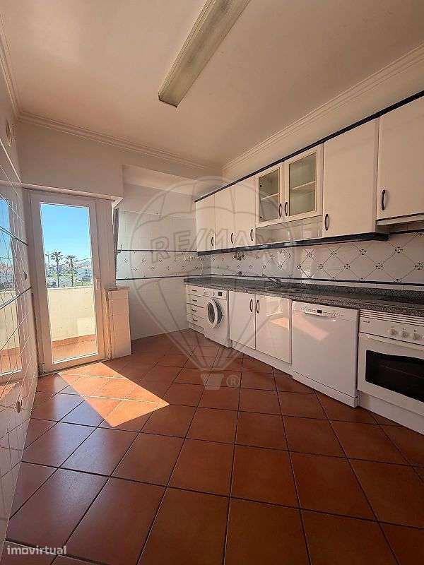 Apartamento T2 para arrendamento - Grande imagem: 4/12