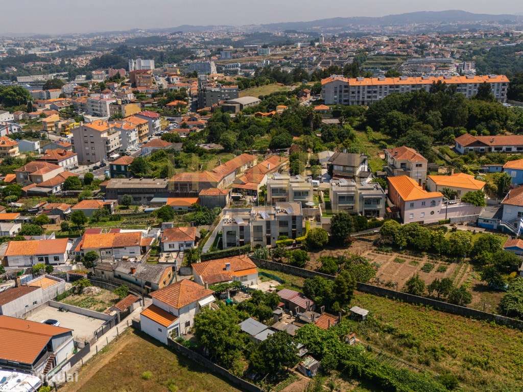 Moradia T3 em Oliveira do Douro, Vila Nova de Gaia-47