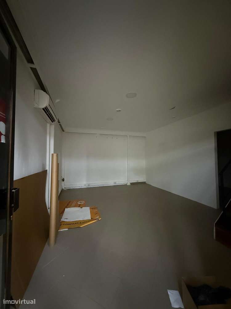 loja magnífica em Alfornelos - Grande imagem: 2/9