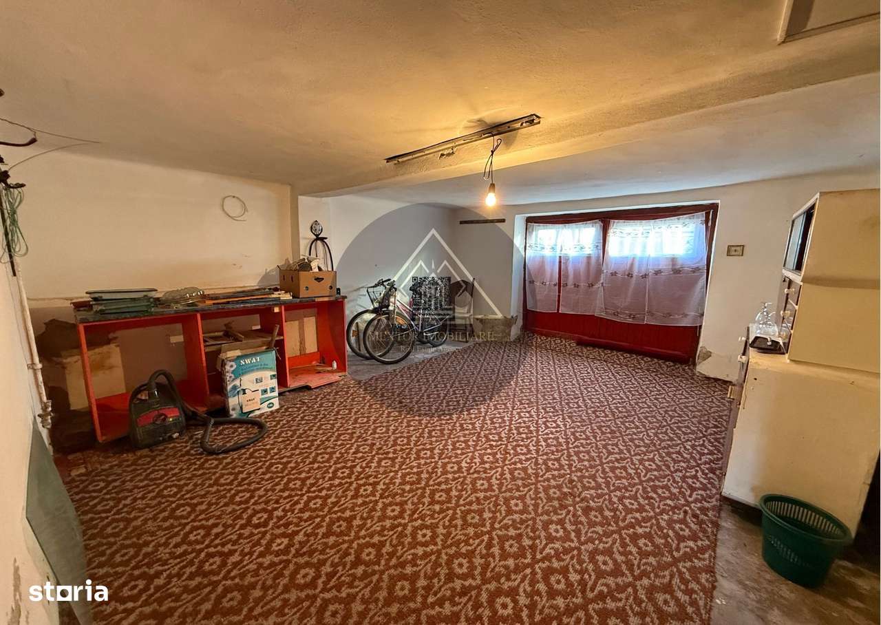 Casa de 5 camere, Semi-Central, Medias-6