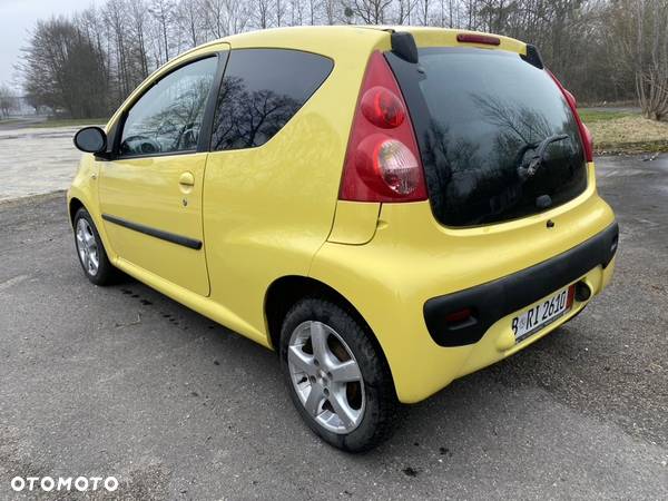 Peugeot 107 1.0 Trendy - 10