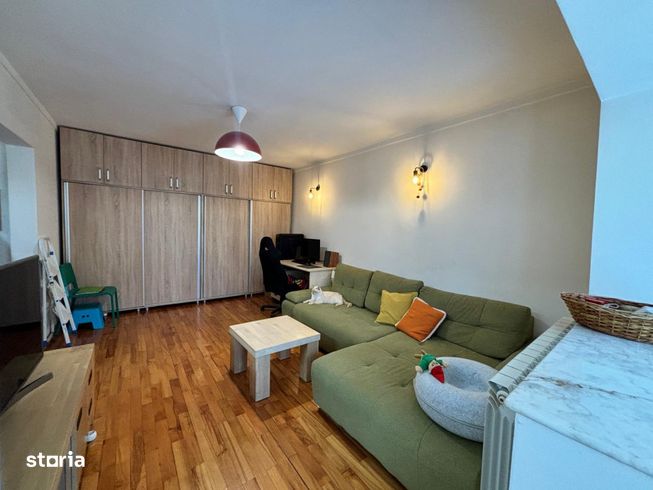 Vanzare - Apartament cu 2 camere, etaj 1, mobilat si utilat-2