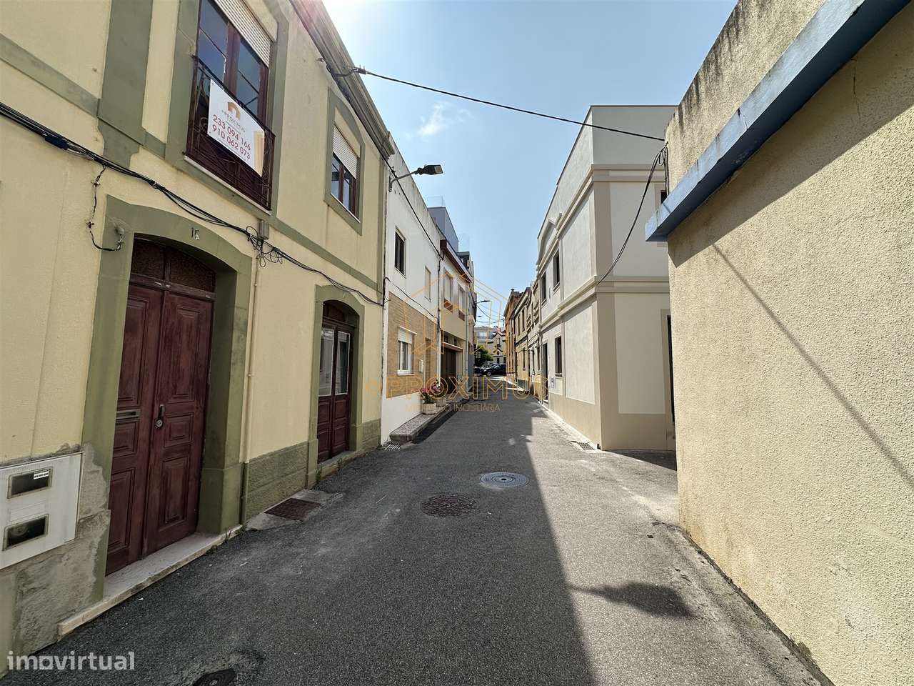 Moradia p/ restaurar c/ vista mar-6