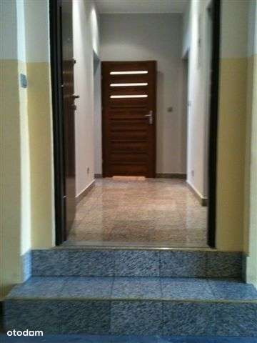 Sprzedam mieszkanie 3 pokojowe na Małeckiego-10