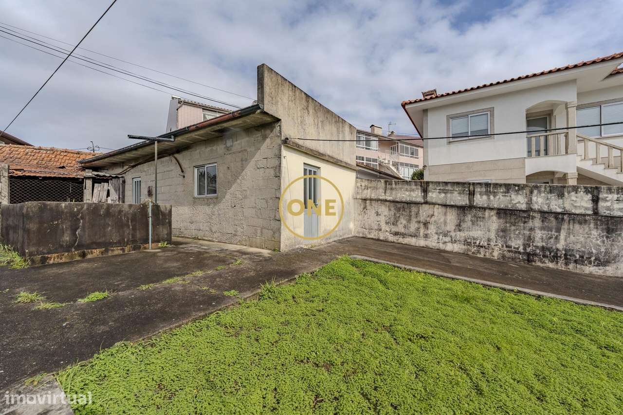 Moradia T3 individual em Lousado-6