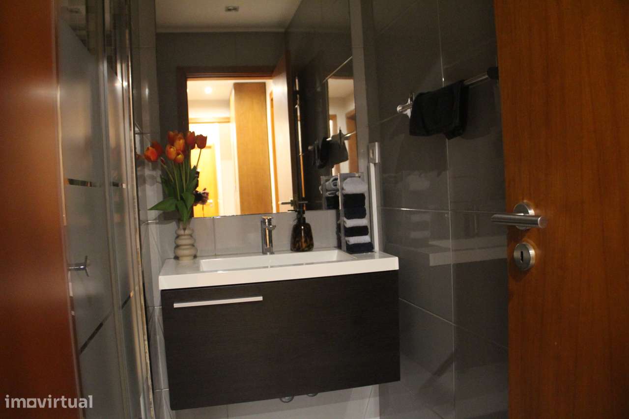 Apartamento T3 com 2 frentes na Maia-49