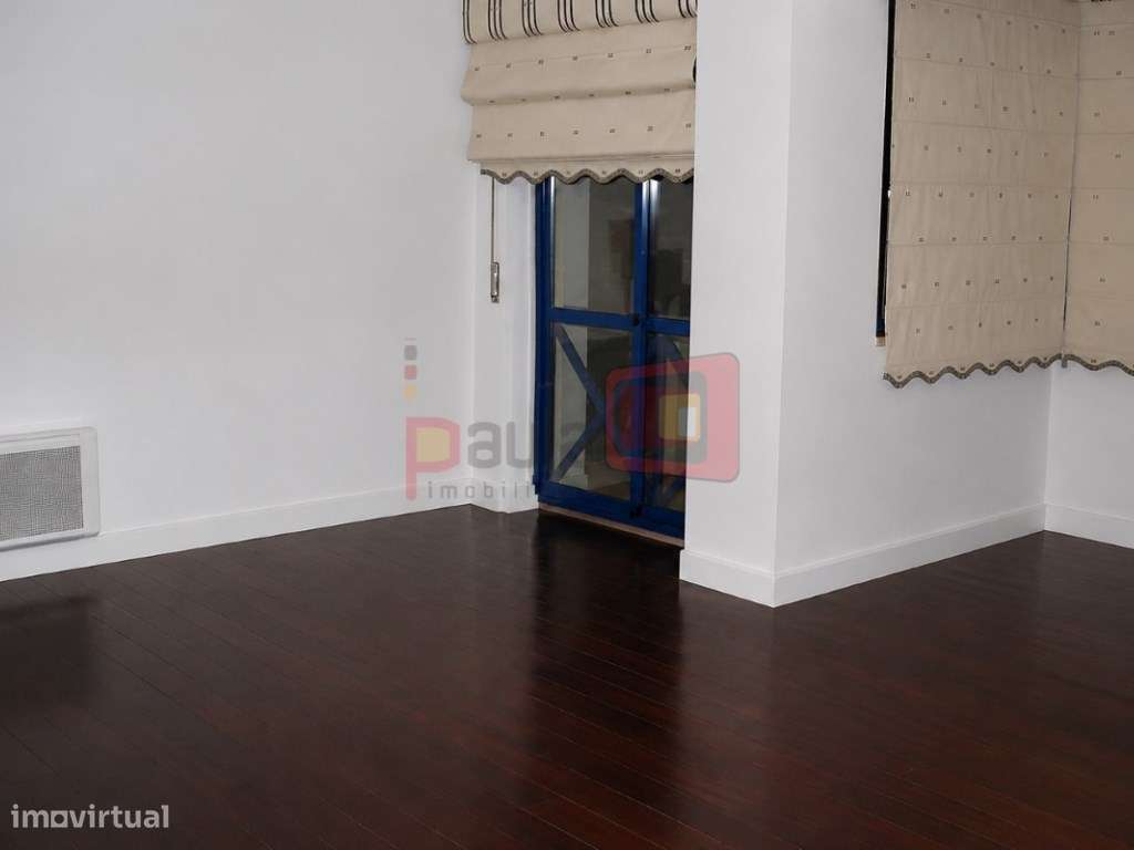 APARTAMENTO T3 COM PARQUEAMENTO-3