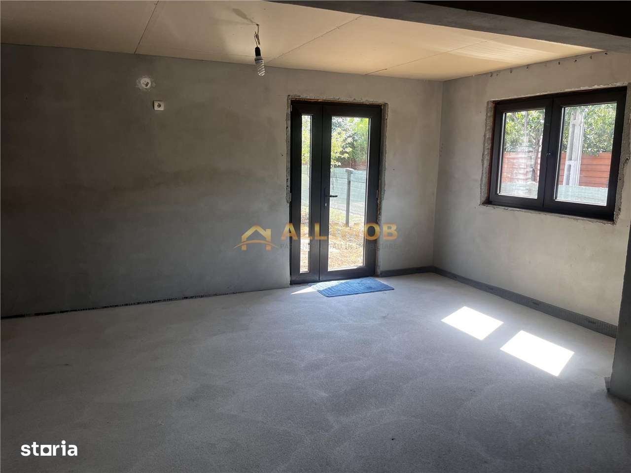 Casa de vânzare in Strejnicu-3