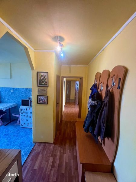 Vand Apartament 100Mp Utili 4camere zona Cantemir