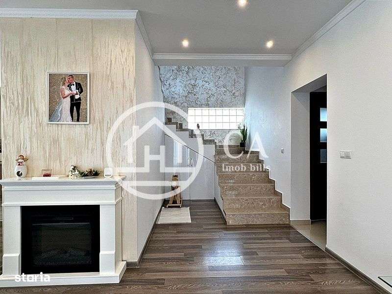 Casă de vânzare cu 4 camere în Santandrei, Oradea - Imagine principală: 5/20