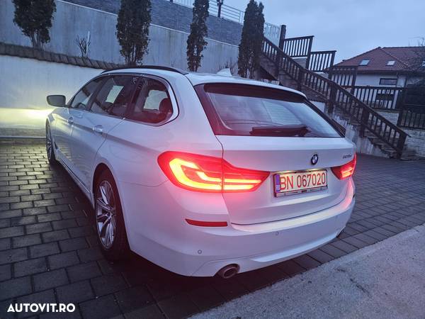 BMW Seria 5 520d Touring Aut. Sport Line - 3