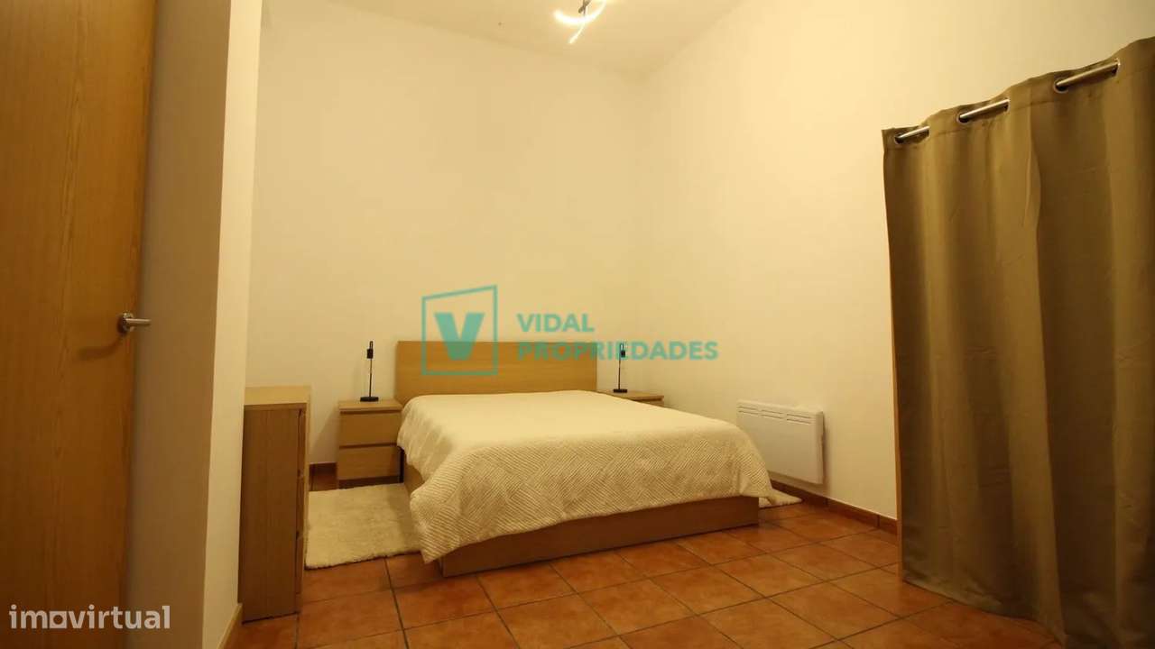 Moradia T7 com piscina e garagem em Loulé-24