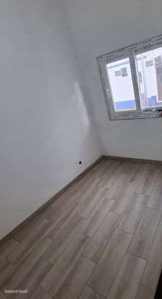 À venda MORADIA completamente RENOVADA no  centro de Almodôvar - Grande imagem: 4/4