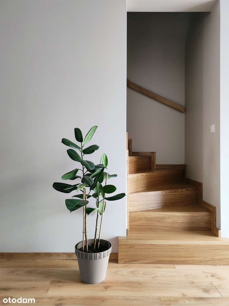 Komfortowy dom dla rodziny, z przytulnym wnętrzem w Karwianach - Pełny obrazek: 5/14