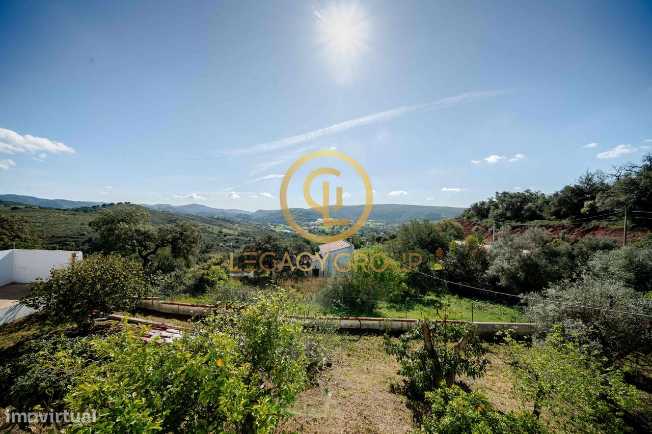 Moradia T3 com Quintal perto e com vista para o Ombria Resort Loulé-31