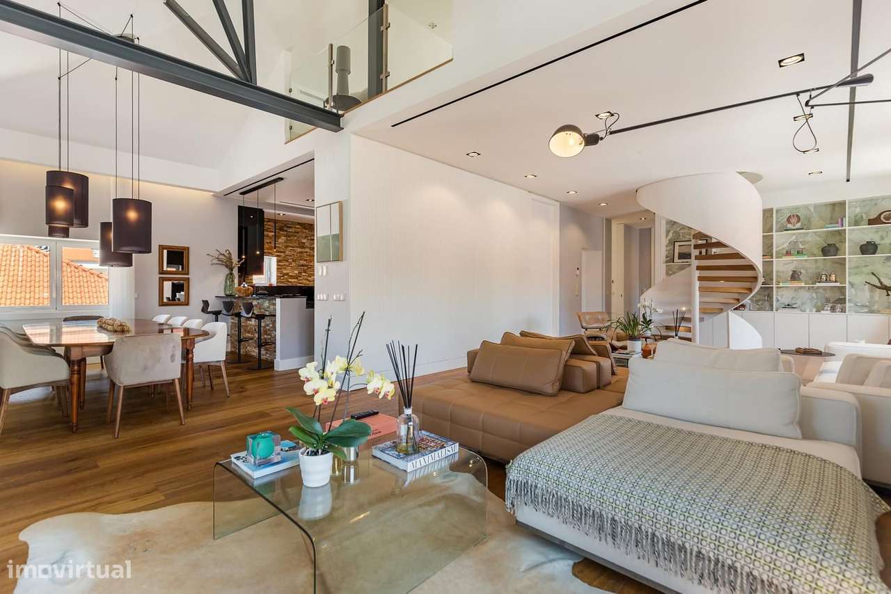 Moradia T6 + 2 com jardim, Centro Histórico Cascais, Cascais - Grande imagem: 5/27