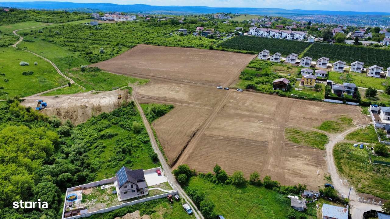 Lot teren intravilan Visani! intre case - Imagine principală: 3/4