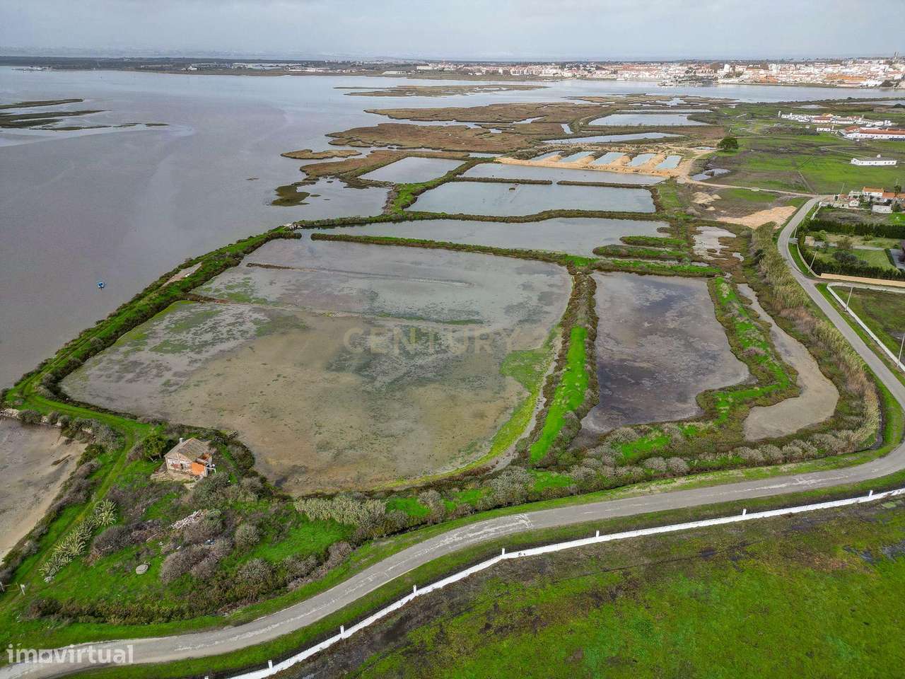 Marinha com 5 ha, destinada a piscicultura, em Sarilhos Grandes, Monti-16