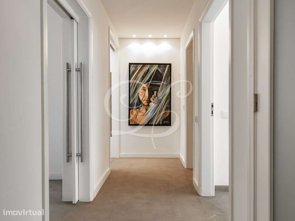 Moradia T5 c/ Piscina e Zona Lounge | Estoril-16