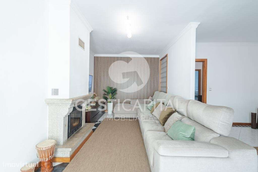 Apartamento T3 com lugar de garagem em Tuías, Marco de Canaveses-8