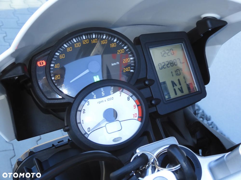 800R#2011#Niski potwierdz...