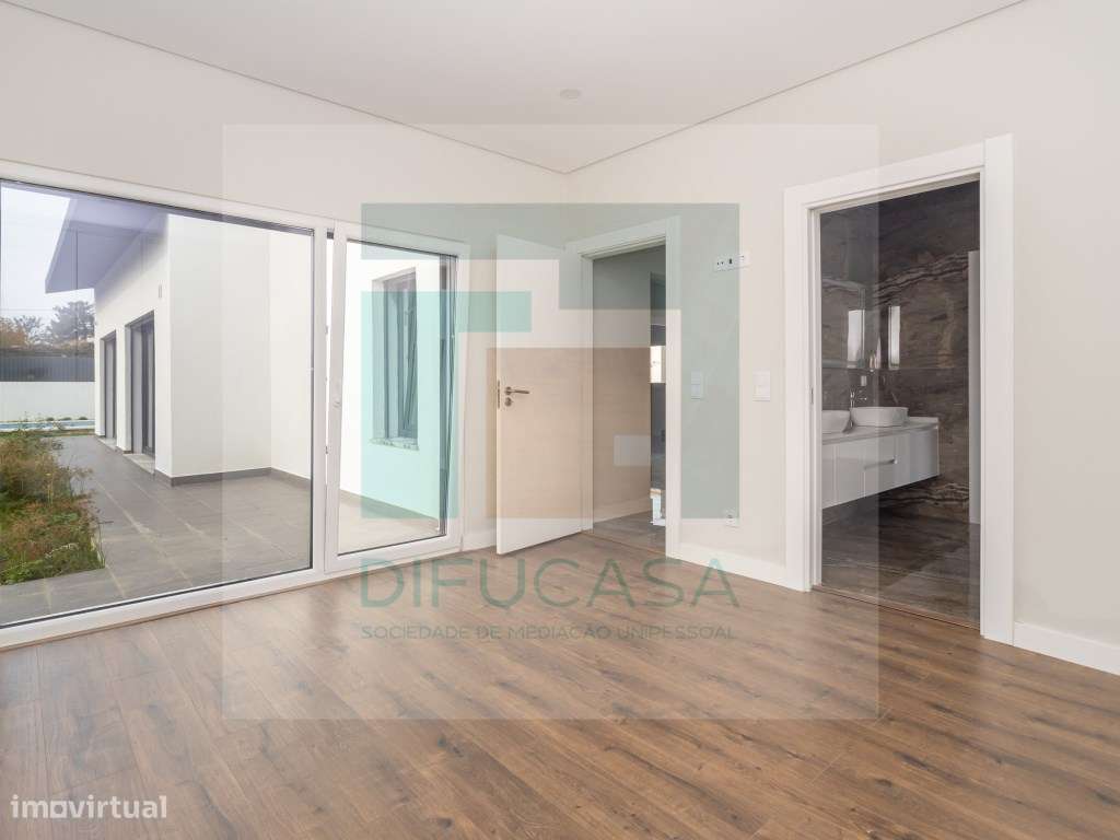 R128 Moradia T6 Azeitão-20