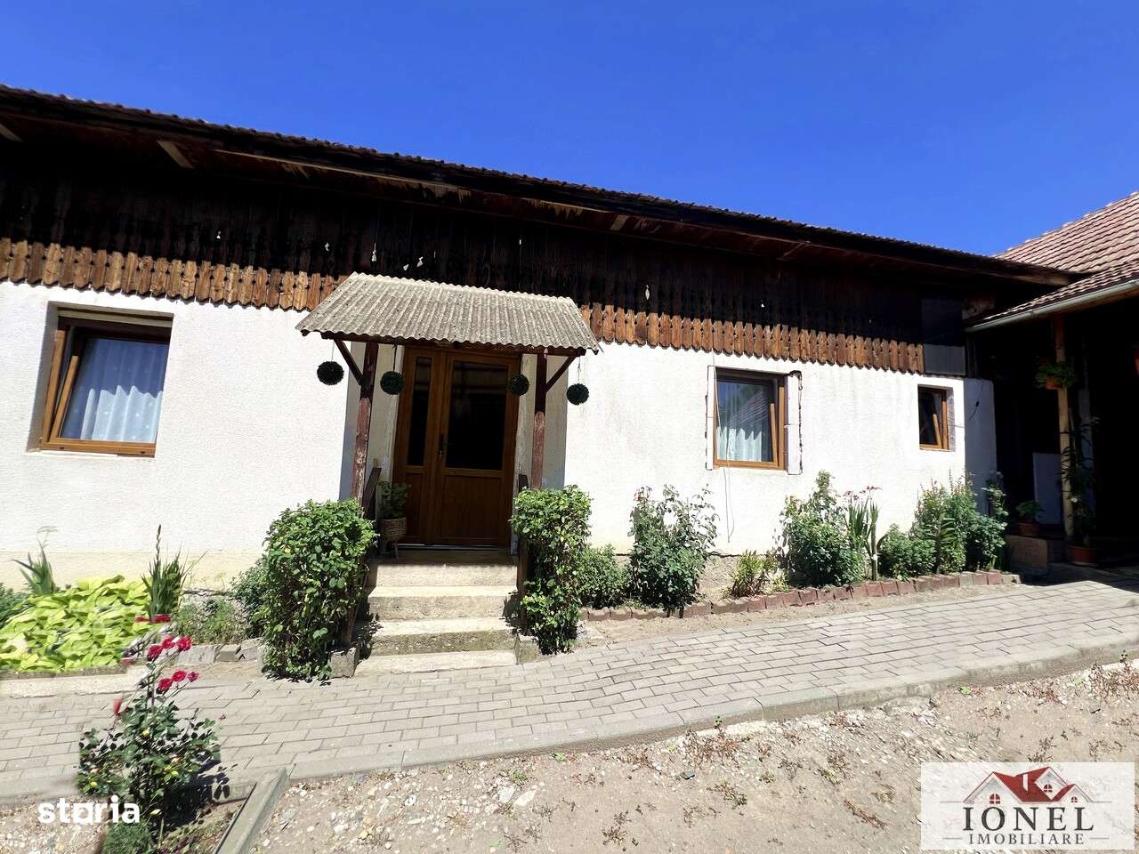 Vanzare casa in  Metes-Ampoita - Imagine principală: 2/15