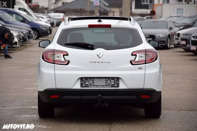 Renault Megane ENERGY dCi 110 Start & Stop Bose Edition - 5