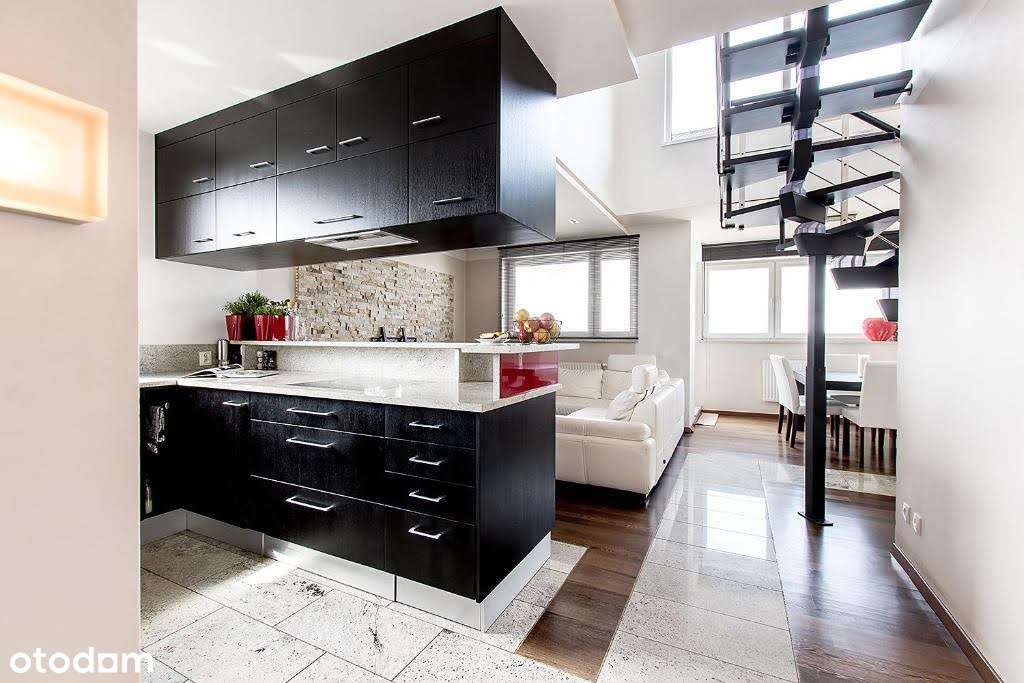 Luksusowy Dwupoziomowy Apartament z Tarasem na Dachu