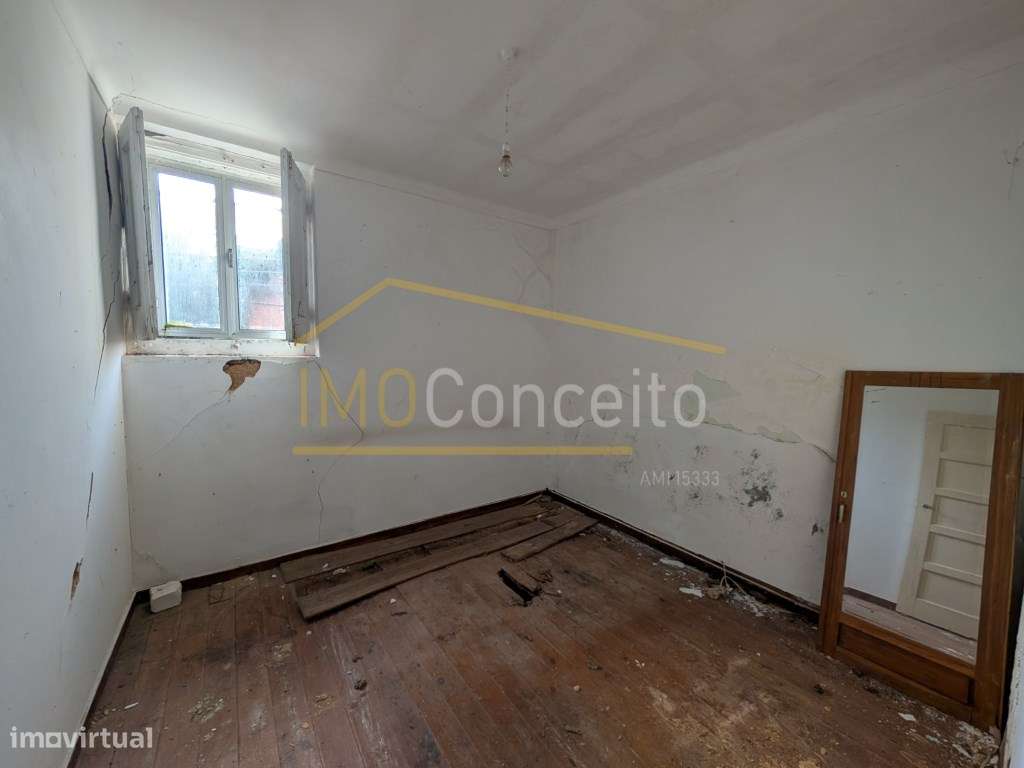 Casa tradicional para renovar - Rexaldia - TORRES NOVAS-13