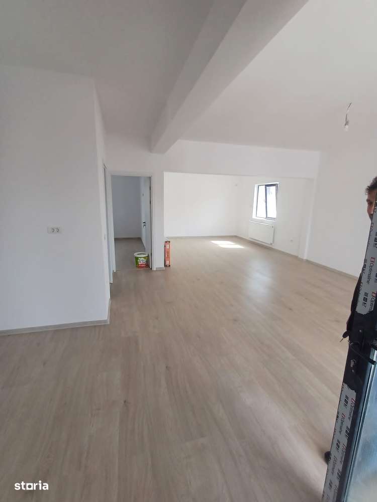 Casa cu Mansardă in Lumina, centru-12